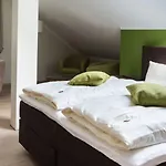 Am Herkules 3*