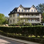 Hotel Am Herkules 3*