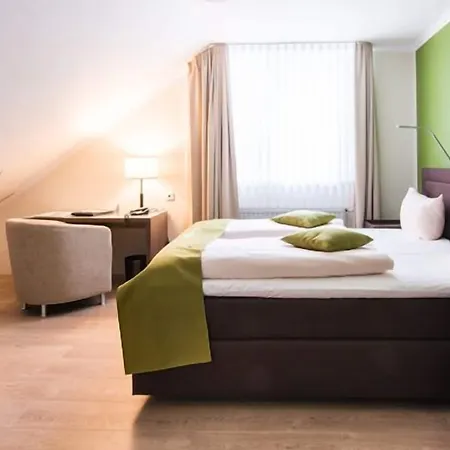 Am Herkules Hotel 3*
