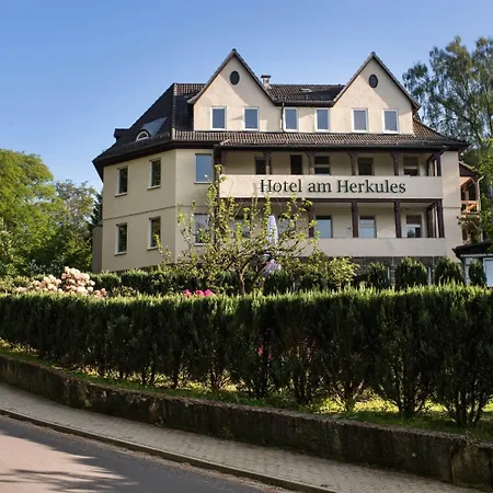 Am Herkules 3*