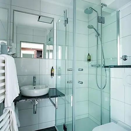 Hotel Am Herkules 3*