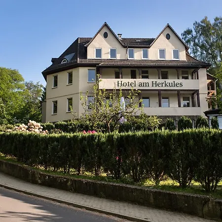 Hotel Am Herkules 3*