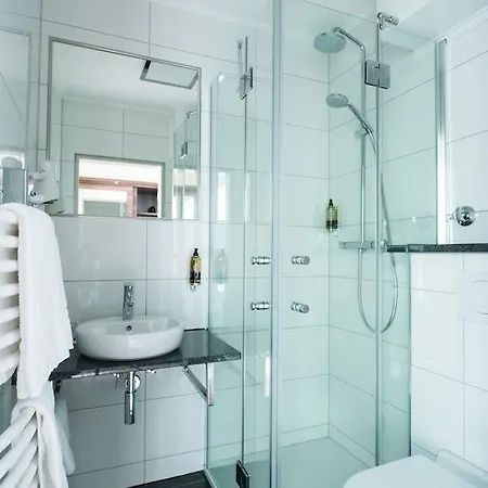 Hotel Am Herkules 3*