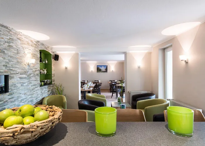 Hotel Am Herkules 3*